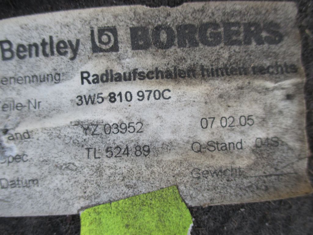 Bentley Continental Flying Spur right rear fender liner