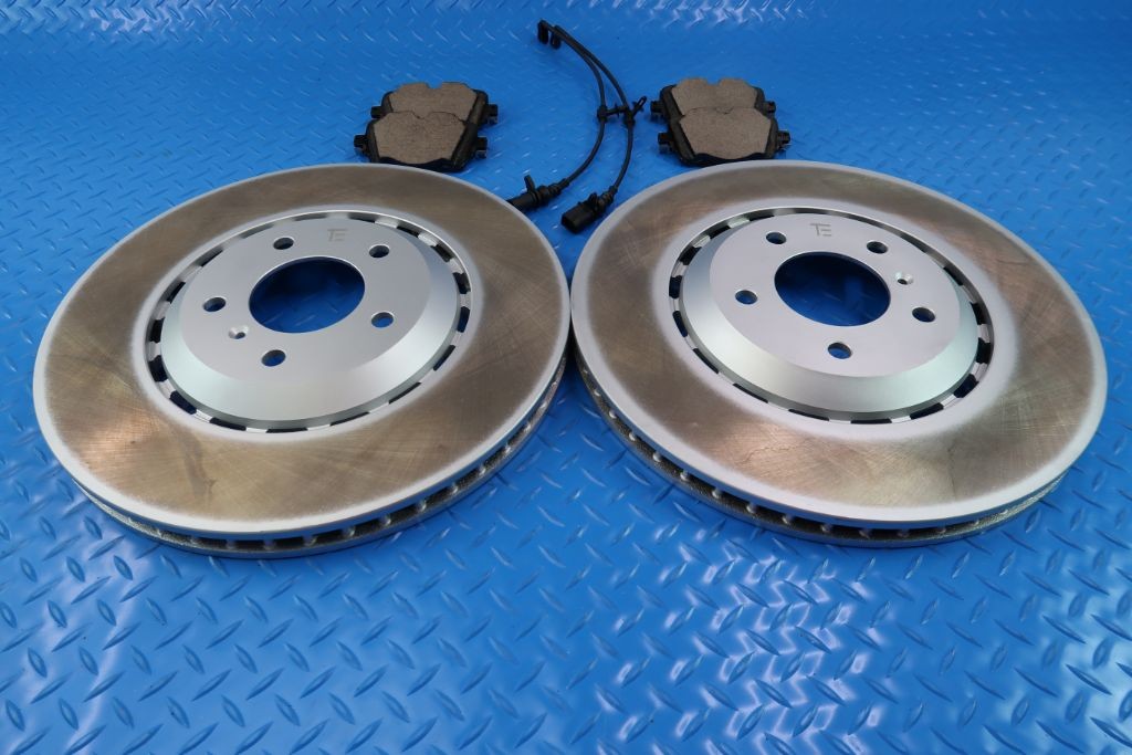 Bentley Bentayga rear brake pads and rotors TopEuro #11386