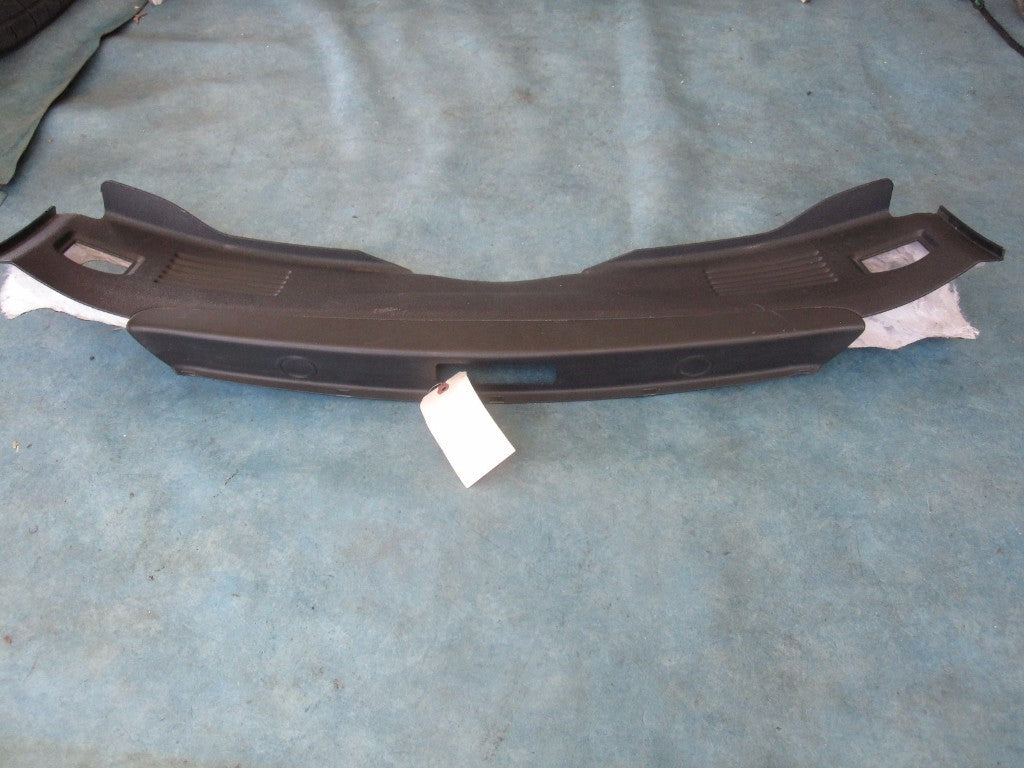 Bentley Continental Gt trunk center trim panel